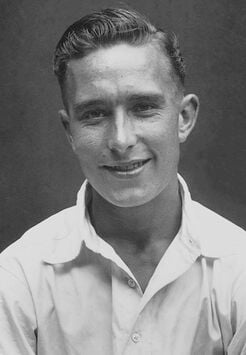 Profile photo of Denis Compton